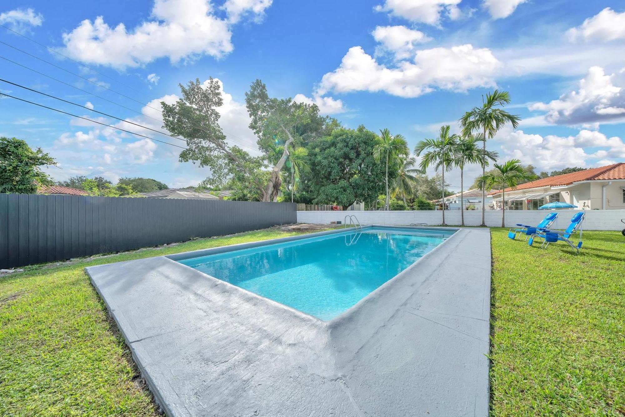 Villa Biscayne Park 2 1 - Renovated Duplex W Pool Exterior foto